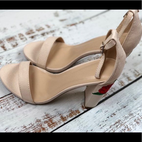 Ankle Strap Heels - Picture 6 of 7